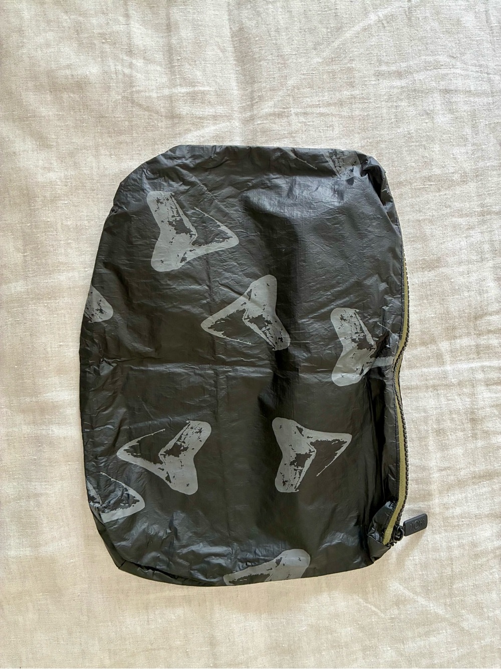 ALOHA Collection Black Toiletry Pouch with Gray Graphic Accents